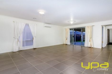 Property photo of 17 Longford Crescent Weir Views VIC 3338