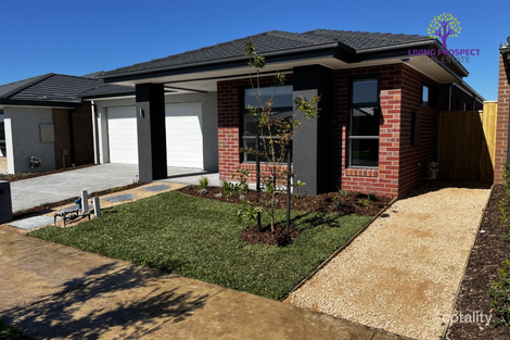 Property photo of 8 Fleurieu Circuit Armstrong Creek VIC 3217