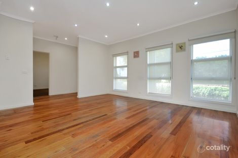 Property photo of 1/32 Summerhill Road Reservoir VIC 3073