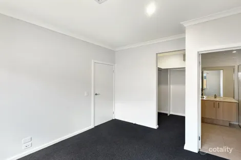 Property photo of 11 Glenorchy Street Eynesbury VIC 3338
