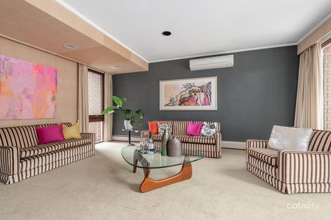 Property photo of 28 Larbert Avenue Balwyn North VIC 3104