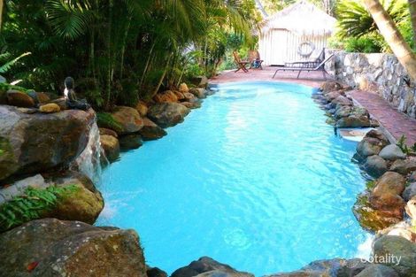 Property photo of 43 Namanula Drive Flametree QLD 4802