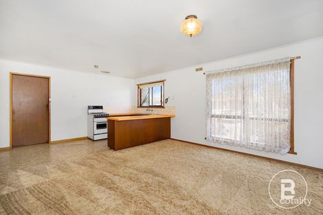 Property photo of 1/118-120 Grant Street Sebastopol VIC 3356