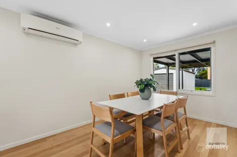 Property photo of 22 Munich Drive Keilor Downs VIC 3038