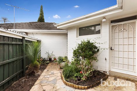 Property photo of 64 Outer Crescent Brighton VIC 3186