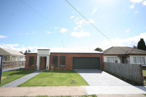 8 Sheridan St, Hamlyn Heights, VIC 3215