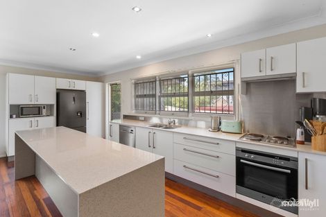 11/37 DANSIE ST, GREENSLOPES, QLD 4120