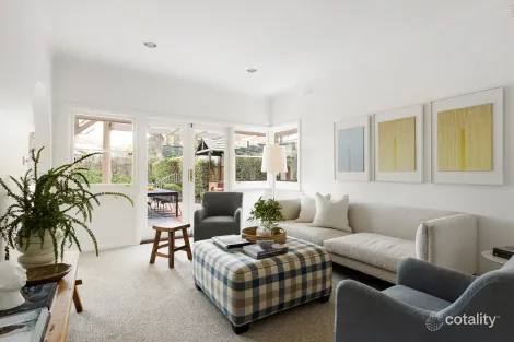 Property photo of 7 Seymour Grove Brighton VIC 3186