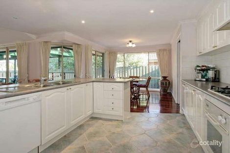 Property photo of 93 Pitfield Crescent Rowville VIC 3178