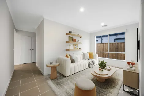 Property photo of 15 Mangioni Drive Deanside VIC 3336