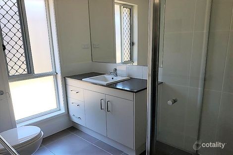 Property photo of 81 Daydream Crescent Springfield Lakes QLD 4300