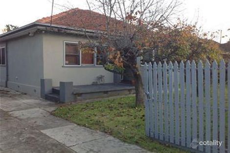 24 Walsh Gr, North Geelong, VIC 3215