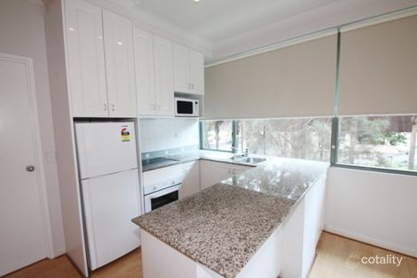 Property photo of 102/22-40 Sir John Young Crescent Woolloomooloo NSW 2011
