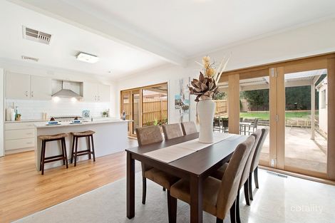 Property photo of 25 Olwen Street Nunawading VIC 3131