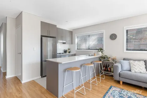 Property photo of 12/13-15 Howard Avenue Northmead NSW 2152