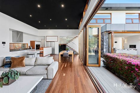 Property photo of 15 Abbott Street Yarralumla ACT 2600