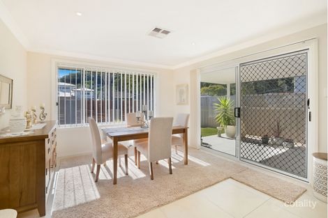 Property photo of 1/4 Warrigal Street Blackwall NSW 2256