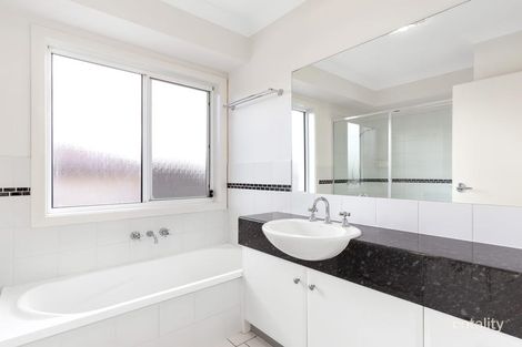Property photo of 50 Craig Street Wishart QLD 4122