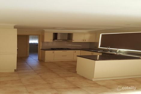 Property photo of 10 Hammond Drive Epping VIC 3076