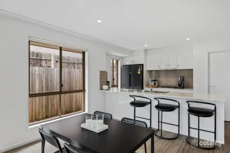 Property photo of 37 Crabapple Court Upper Caboolture QLD 4510