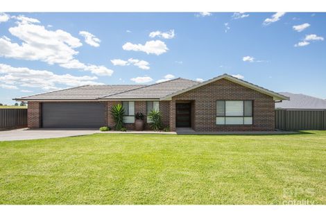 17 Lambrusco Way, North Tamworth, NSW 2340