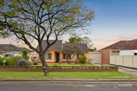 18 Hector St, Seaton, SA 5023