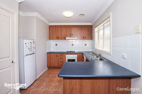 Property photo of 13 Crossdale Green Craigieburn VIC 3064