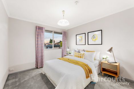 Property photo of 2 The Rise Wantirna VIC 3152