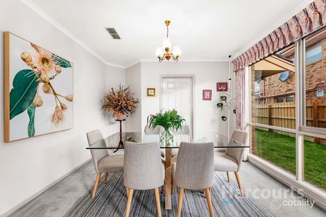 Property photo of 2 The Rise Wantirna VIC 3152