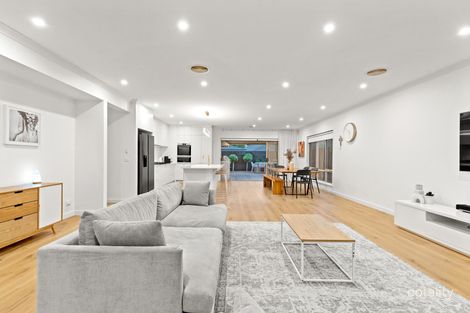 Property photo of 10 Warrego Circuit Sandhurst VIC 3977