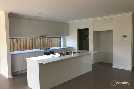 Property photo of 7 Landholder Road Carnes Hill NSW 2171