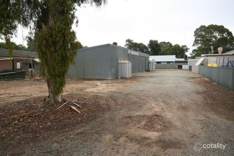 5 Opie St, Clare, SA 5453