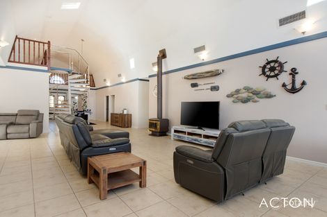 Property photo of 100 Murray Waters Boulevard South Yunderup WA 6208