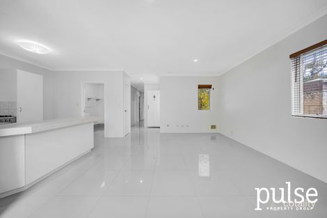 Property photo of 1/11 Waterway Crescent Ascot WA 6104