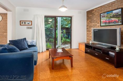 Property photo of 2 Lebunya Court Greensborough VIC 3088