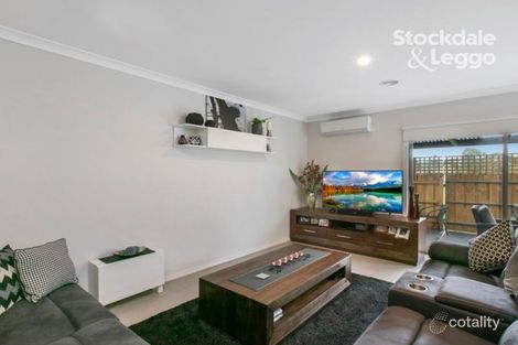 Property photo of 160 Maramba Drive Narre Warren VIC 3805