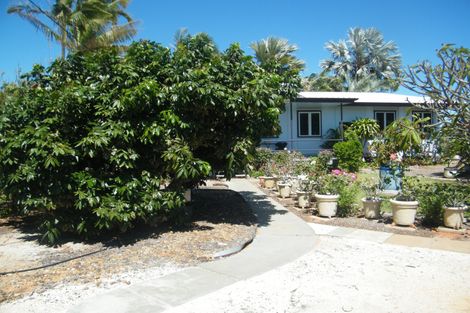 Property photo of 4 Horton Place South Carnarvon WA 6701