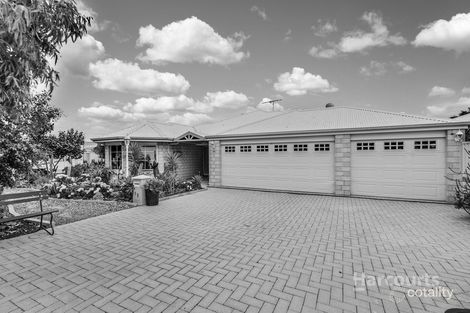 Property photo of 15 Warma Way South Yunderup WA 6208