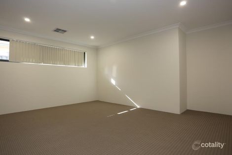 Property photo of 22 Elderflower Street Treeby WA 6164