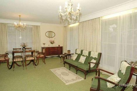 Property photo of 14 Cherry Tree Grove Croydon VIC 3136