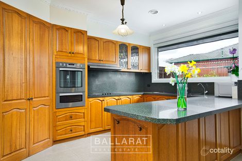 Property photo of 62 Robertson Drive Alfredton VIC 3350