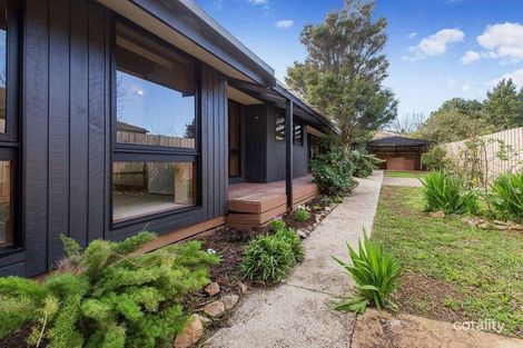 18 Pamela Pl, Mornington, VIC 3931