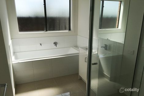 Property photo of 6 Nikolai Place Clyde North VIC 3978