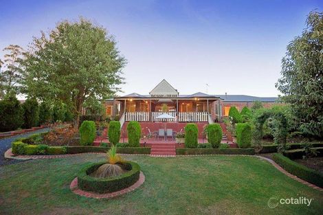 17 Millennium Ct, Drouin, VIC 3818