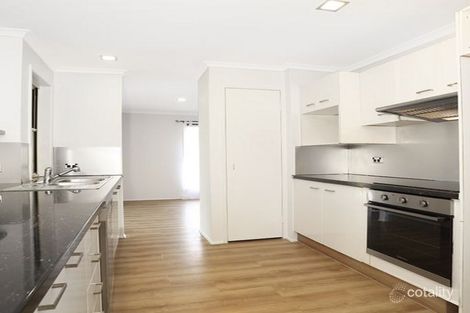 Property photo of 3 Issell Place Highland Park QLD 4211