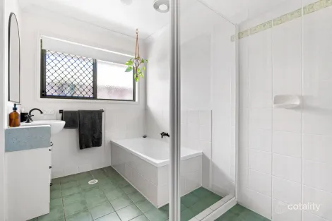 Property photo of 6/81 Network Drive Wynnum West QLD 4178