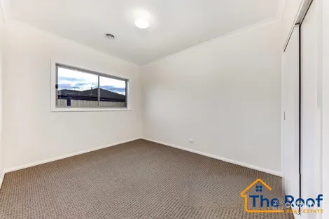 Property photo of 24 Albert Drive Melton South VIC 3338