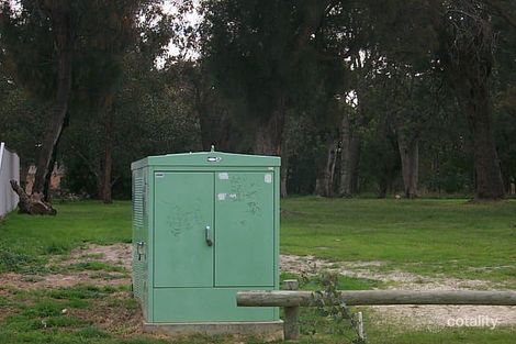 27f Cambridge Dr, Greenfields, WA 6210