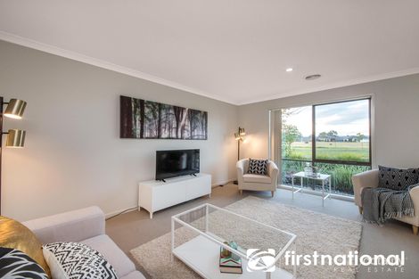 Property photo of 122 Sandalwood Drive Pakenham VIC 3810