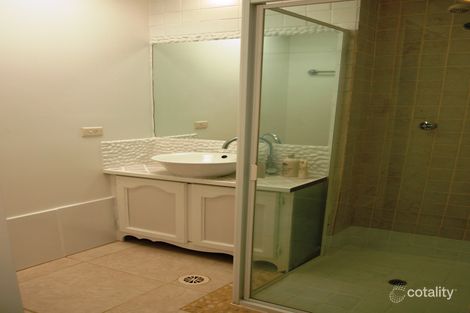 Property photo of 32 Rudd Street Broadbeach Waters QLD 4218